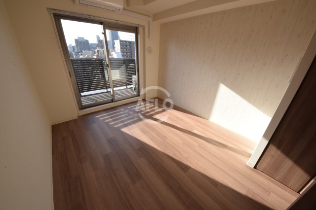 居室・リビング　プレサンス大手前ピリオド　リビング