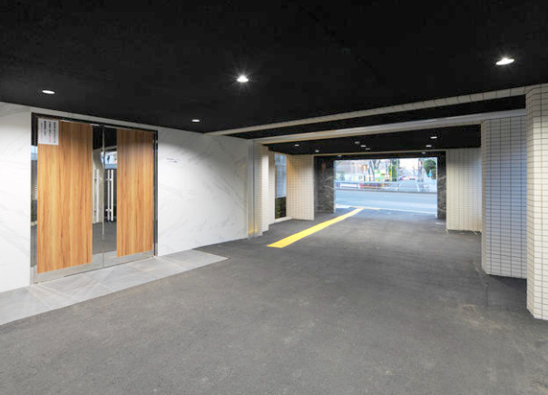 エントランス　レオーネ馬込