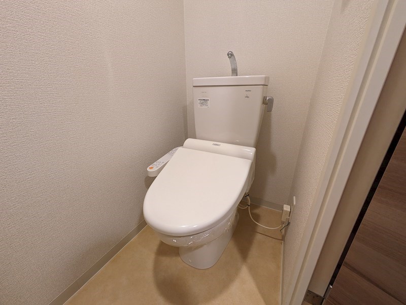 オズレジデンス尼崎のトイレ写真