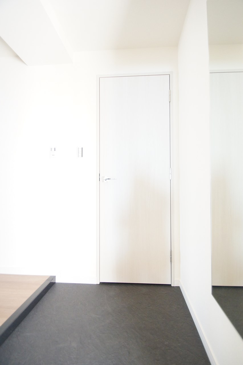 玄関　収納もある玄関です