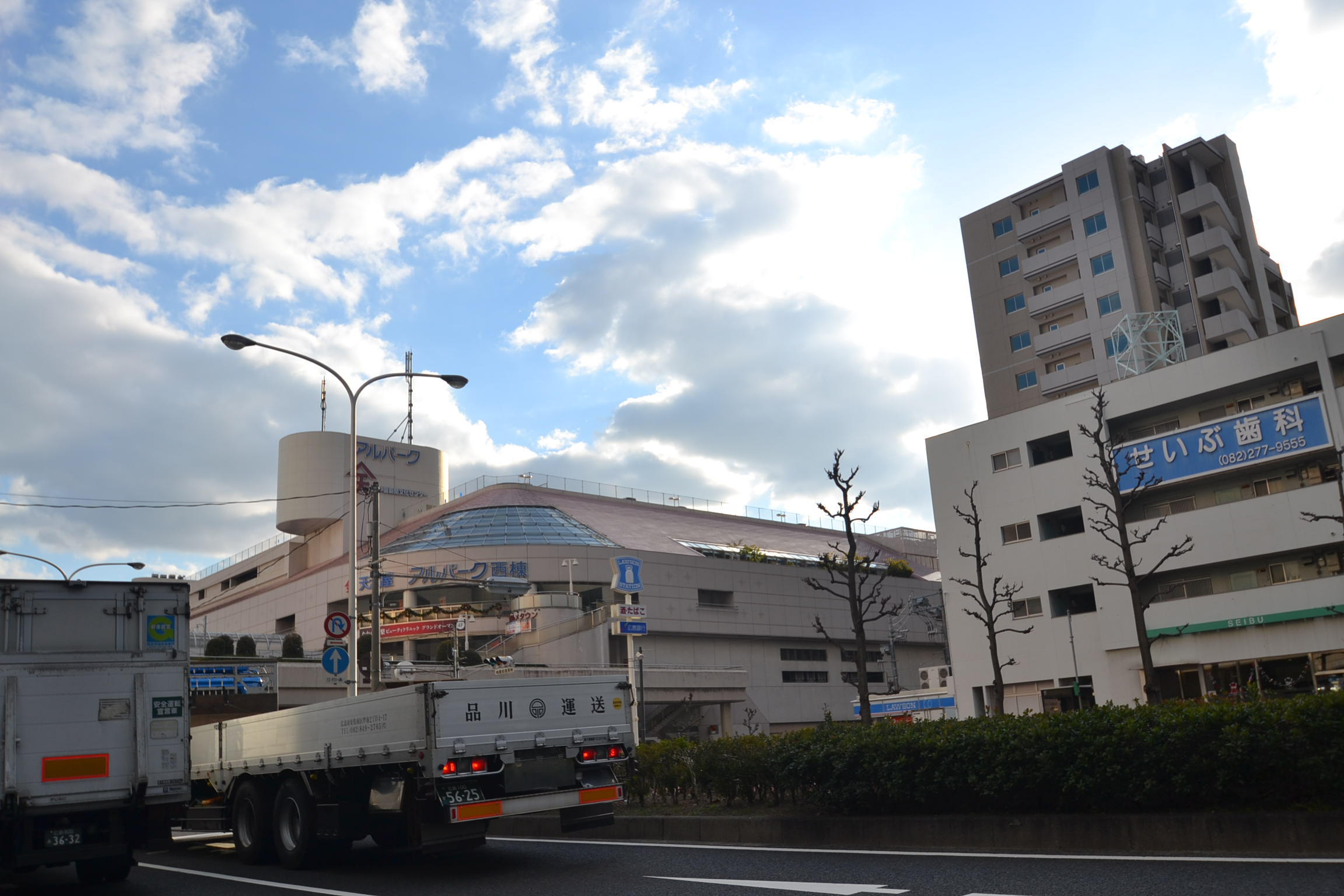 ショッピングセンター　天満屋・アルパーク店（ショッピングセンター）まで157m