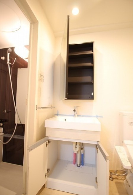 洗面設備　★収納付き、独立洗面台★