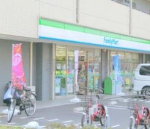 コンビニ　ファミリーマート大田本羽田二丁目店（コンビニ）まで201m