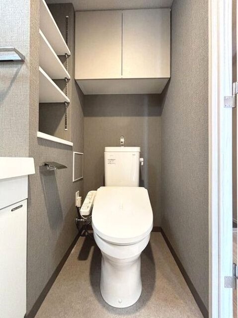 トイレ　温水洗浄便座機能