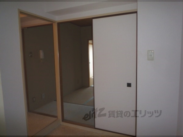 居室・リビング　洋室