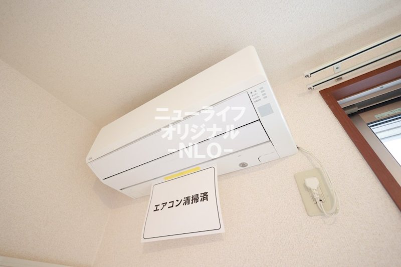 その他設備　快適な暮らしに欠かせないエアコン付☆