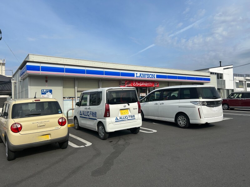 コンビニ　ローソン霧島隼人真孝店（コンビニ）まで86m