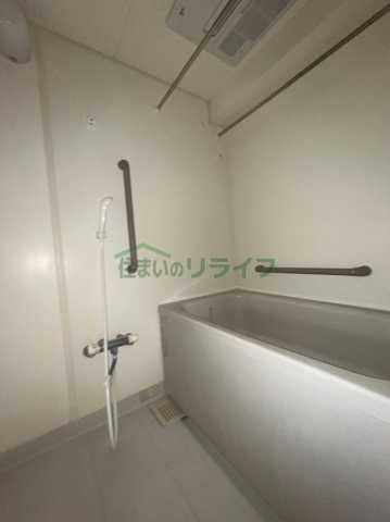 バス・シャワールーム　※参考写真です。似た間取りの別部屋になります。