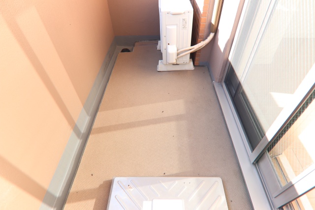 バルコニー　※別室の参考写真の為、現況優先です。