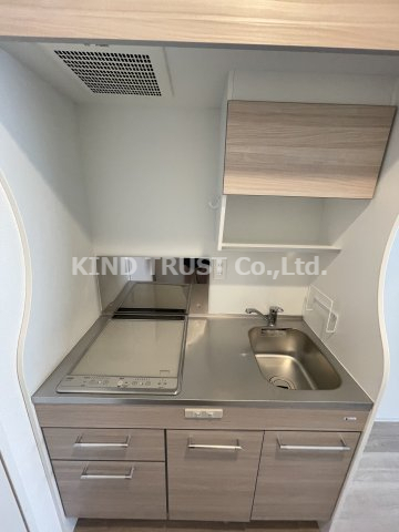 キッチン　コンパクトなキッチンで掃除もラクラク