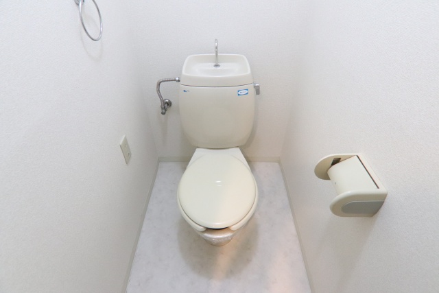 トイレ　別室の参考写真です。※現況優先