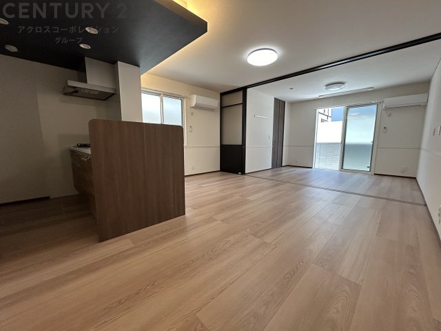 居室・リビング　エアコン付きで初期費用を抑えられます♪