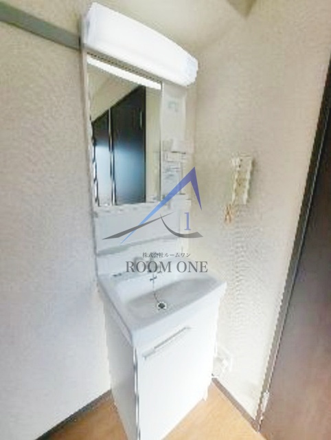 洗面設備　洗面台です。