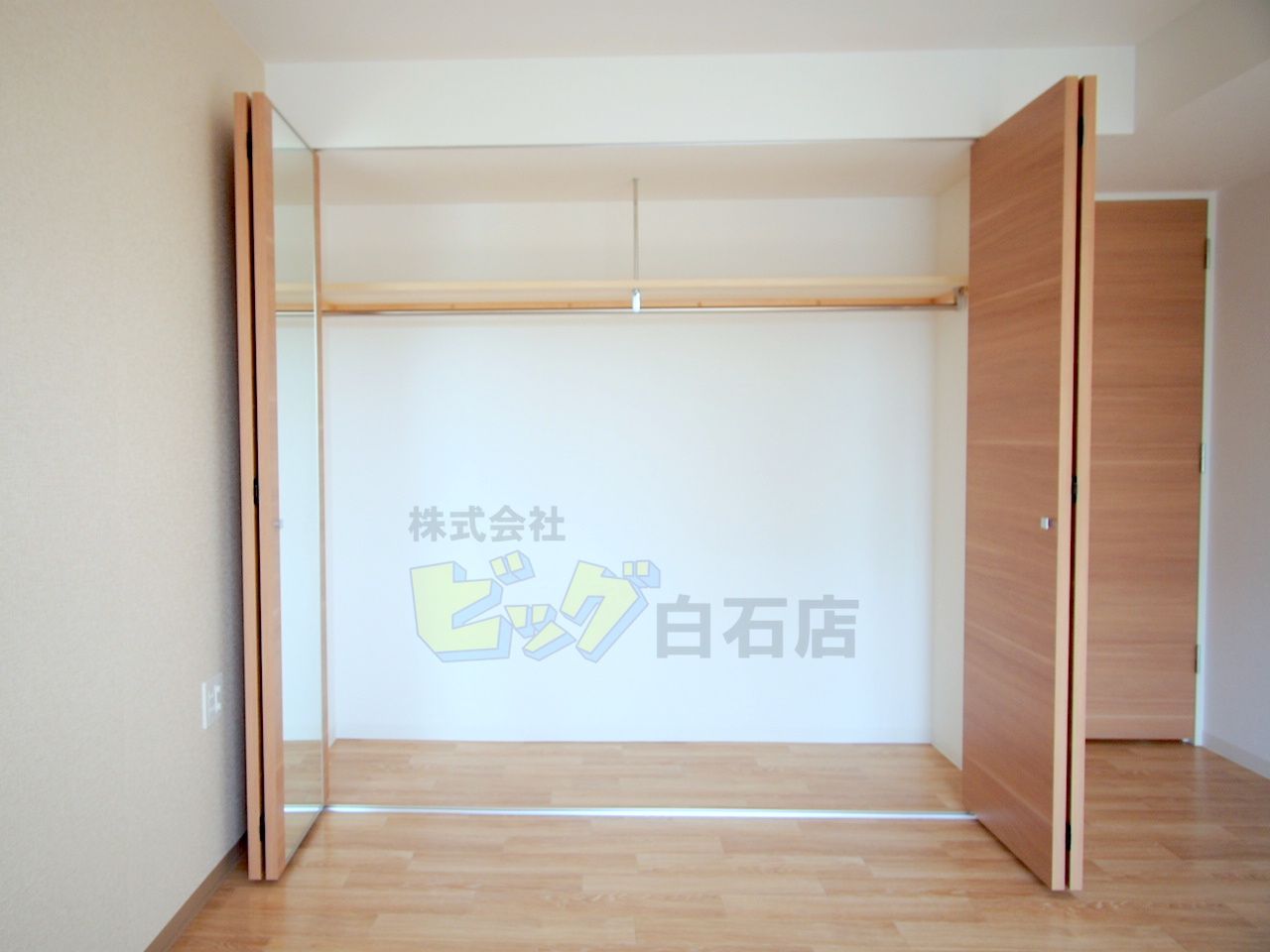 収納　各部屋にクローゼット完備しています♪