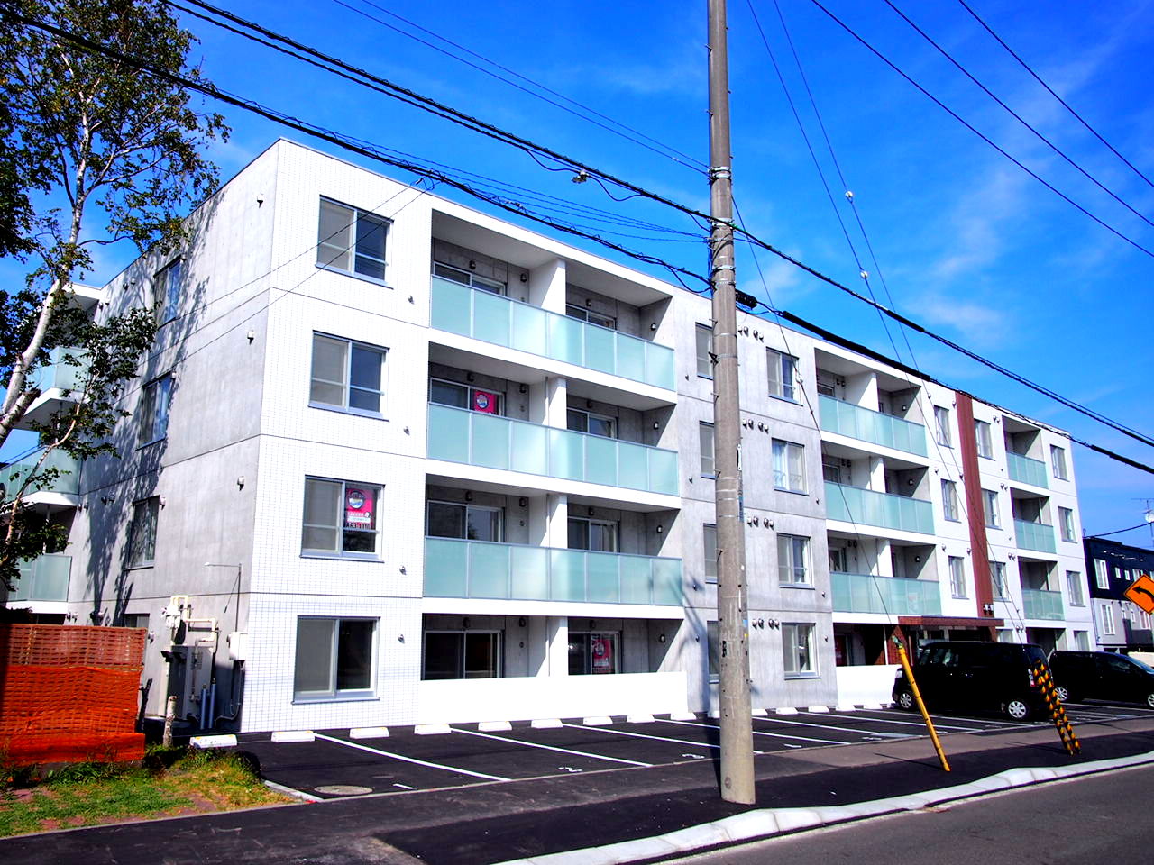 建物外観　都市ガス＋インターネット無料のマンションです♪