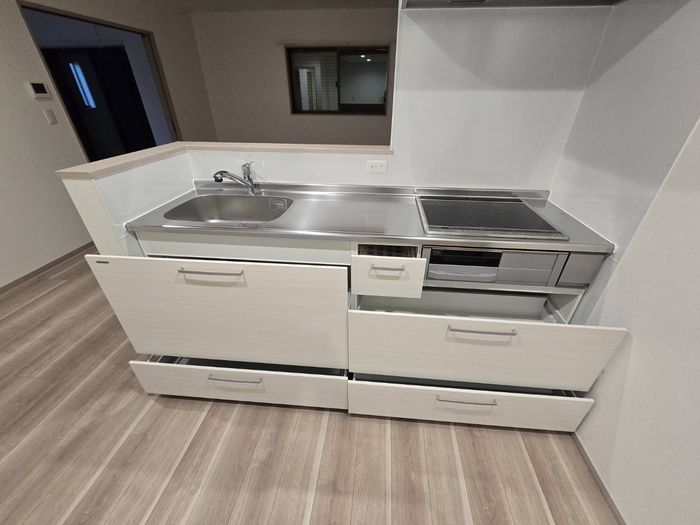 建物外観　建築中