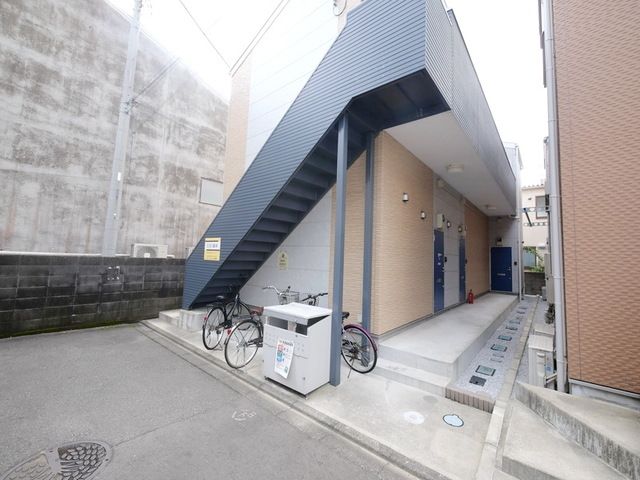 エントランス　★お部屋探しは、タウンハウジング多摩センター店へ★