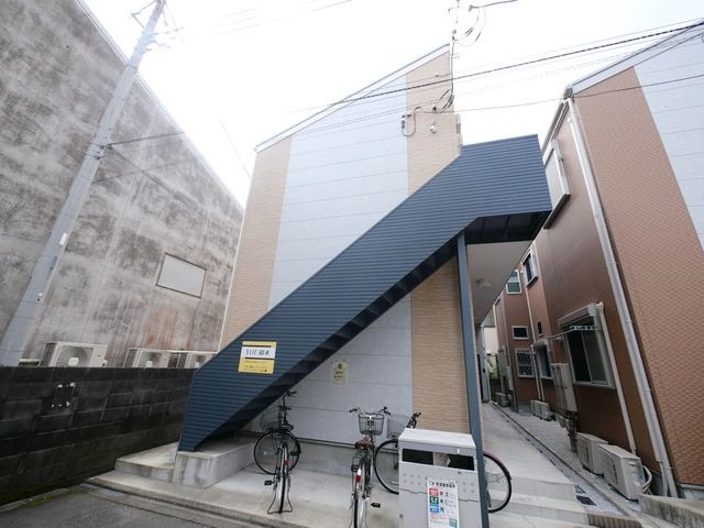 建物外観　★お部屋探しは、タウンハウジング多摩センター店へ★