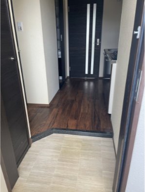 玄関　モデルルーム参照