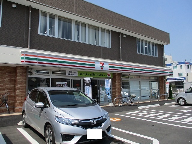 コンビニ　セブンイレブン神宮東３丁目店（コンビニ）まで110m