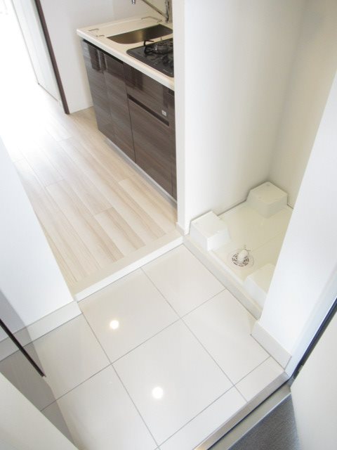 玄関　※参考写真