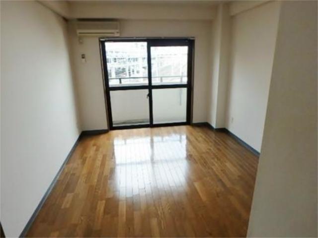 居室・リビング　キレイなお部屋です