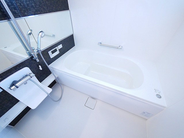 バス・シャワールーム　きれいなお風呂です