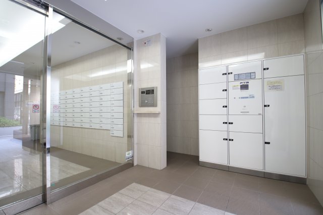 ロビー　ゆとりのあるロビーです