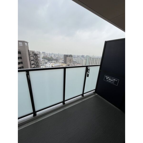 バルコニー　※別室の参考写真の為、現況優先です。