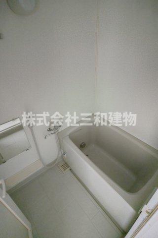 バス・シャワールーム　同間取り別室の参考写真です