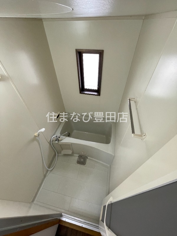 バス・シャワールーム　同型別部屋写真