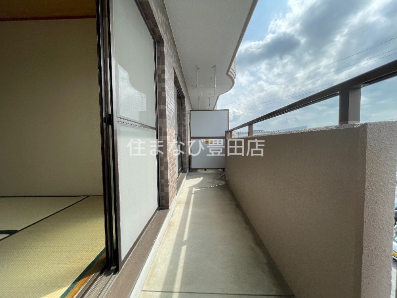 バルコニー　同型別部屋写真