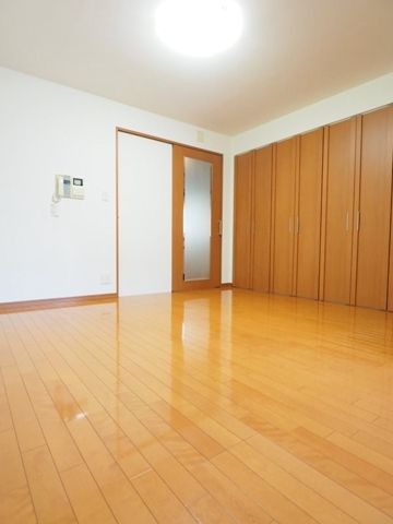 居室・リビング　☆明るい居室☆