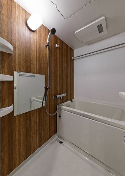 バス・シャワールーム