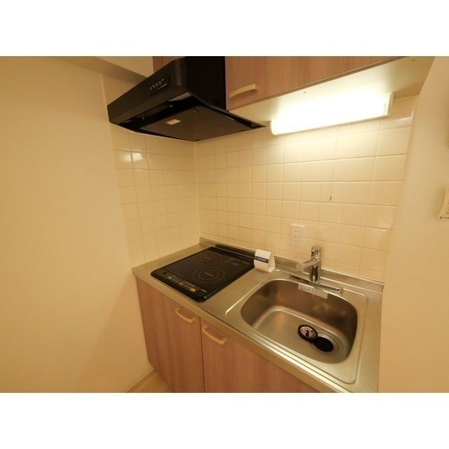 キッチン　他の部屋のリフォーム例になります