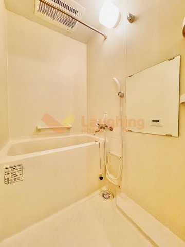 バス・シャワールーム　お風呂です