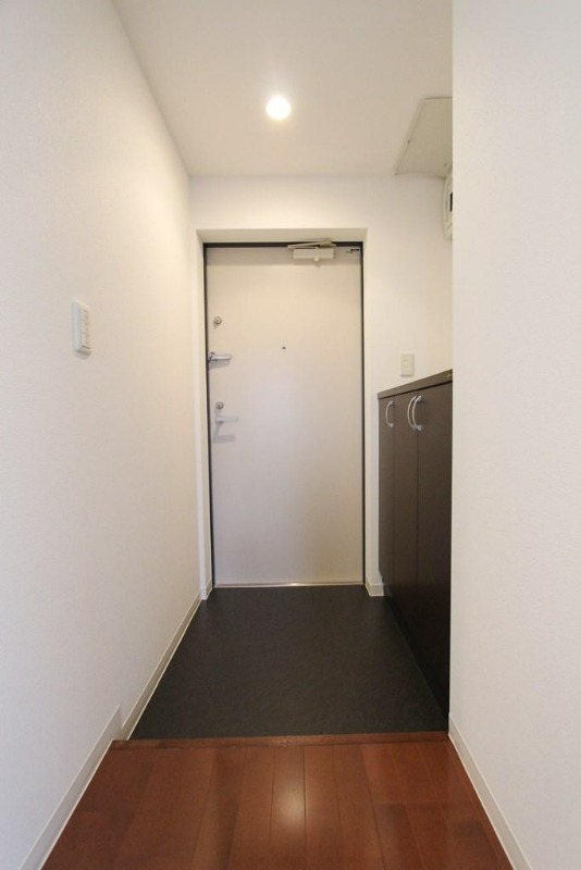 玄関　シューズボックス付き♪※同タイプの室内参照