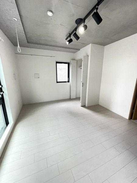 居室・リビング　★広々居室スペース★