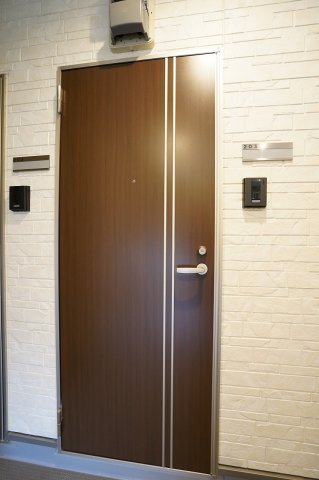 玄関　※同建築会社施工物件の写真※現状優先