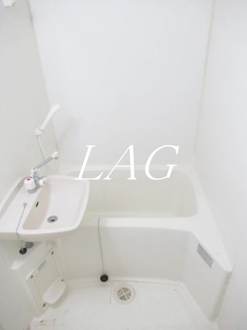 バス・シャワールーム　お風呂です。