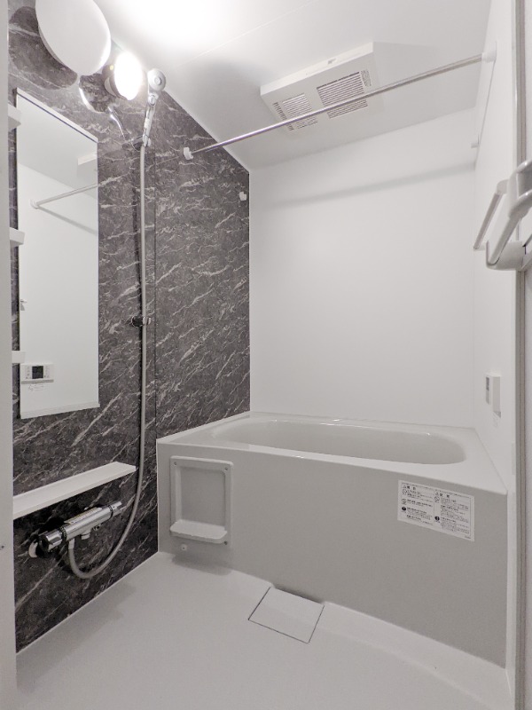 バス・シャワールーム　図面と現状に相違がある場合には現状を優先