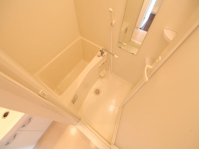 バス・シャワールーム　浴室暖房乾燥機付　24時間換気機能付バスルーム