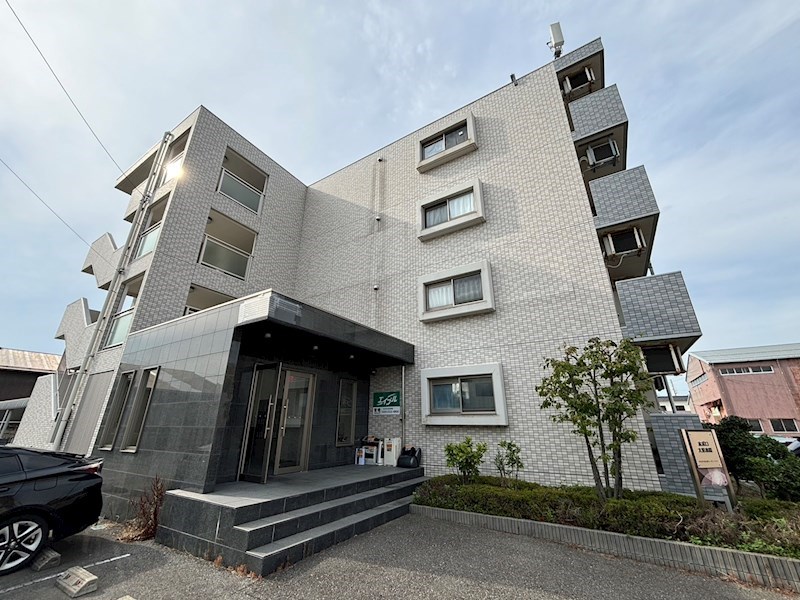 建物外観　インターネット無料☆