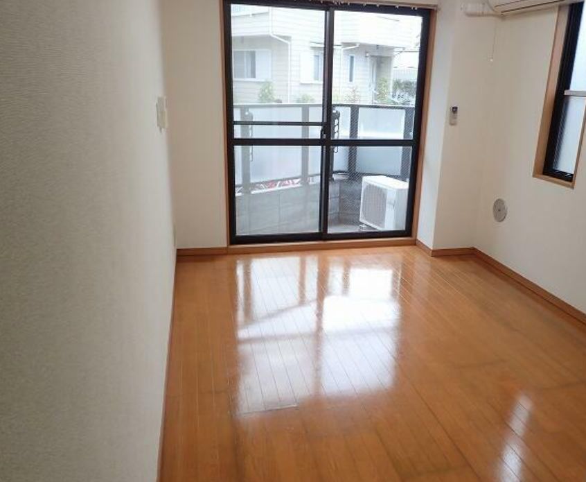 居室・リビング　(同一仕様写真)