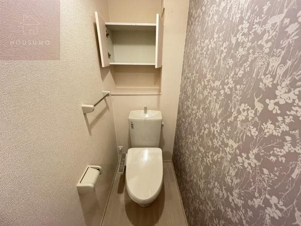 トイレ　落ち着いたトイレです