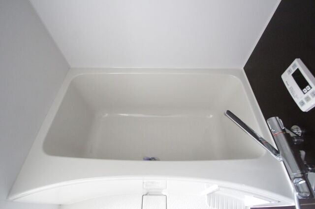 バス・シャワールーム　※別室の参考写真の為、現況優先です。