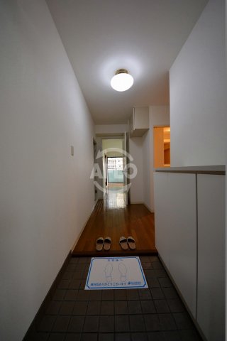 玄関　日宝サンフラッツ東平　玄関