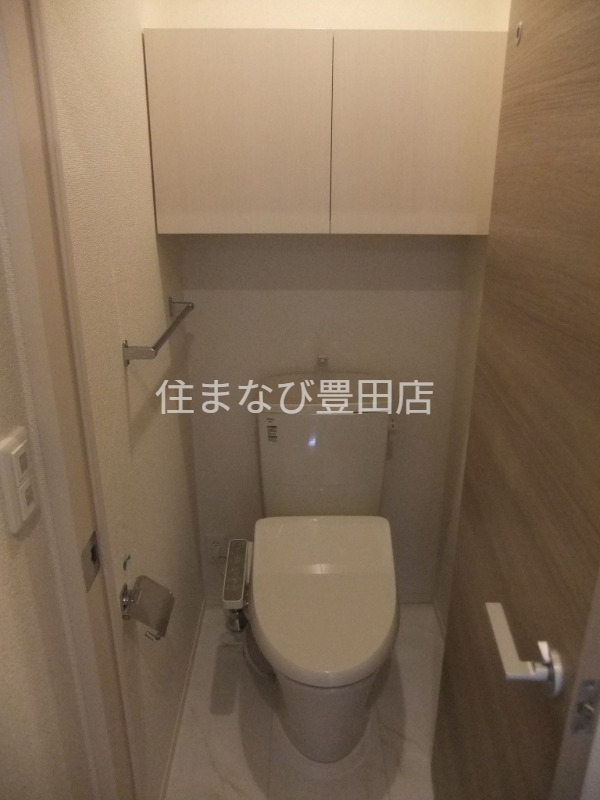 トイレ　同型タイプ