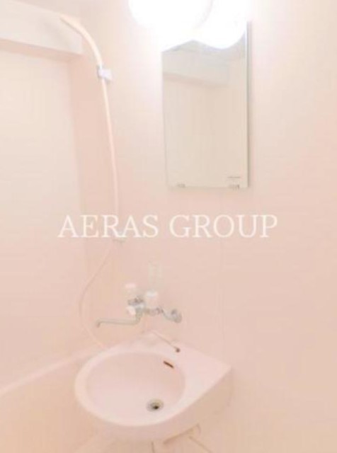 洗面設備　同仕様