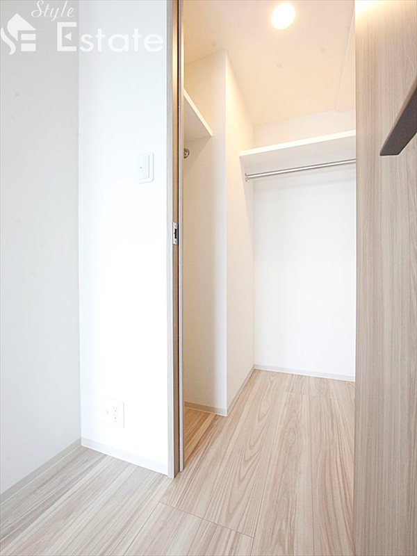 収納　クローゼット